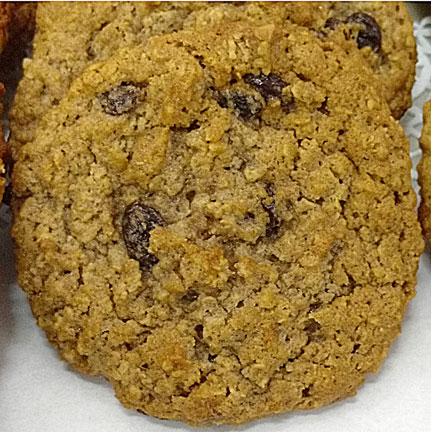 oatmeal raisin cookie